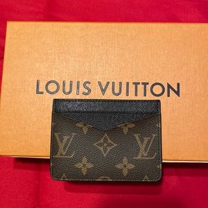 Louis Vuitton card holder wallet
